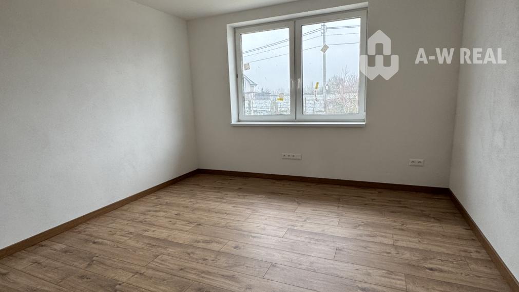 Aw-real ponúka na predaj 4izbovú bytovú jednotku (sucast dvojdomu )v štandarde vo Velkom Mederi