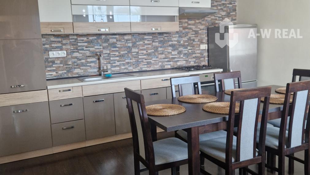 Na prenájom zariadený 3- izbový rodinný dom