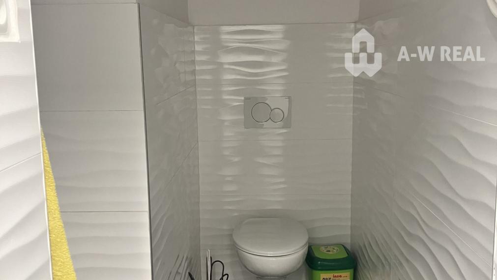 0911 234 656 Prenájom obchodný priestor v centre mesta