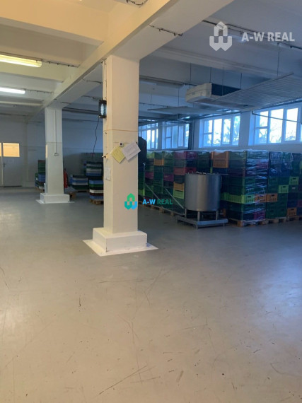 Výrobné a skladové priestory na prenájom.