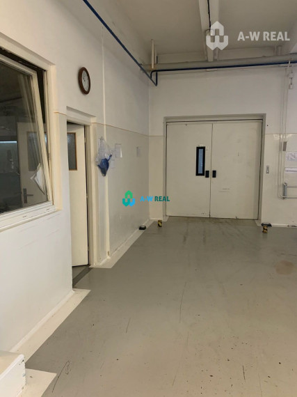 Výrobné a skladové priestory na prenájom.