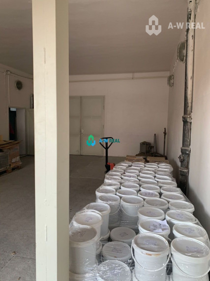 Výrobné a skladové priestory na prenájom.