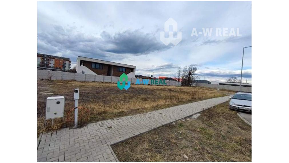 Krásny, široký stavebný pozemok na predaj v najvyhľadávanejšej časti mesta Dunajská Streda!!! Cena dohodou!!!!