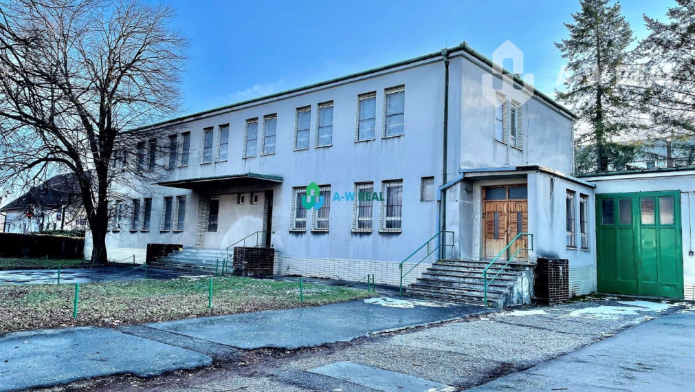 DUNASJKÁ STREDA – ADMINISTRATÍVNA BUDOVA NA PREDAJ V NAJLUKRATÍVNEJŠEJ ČASTI MESTA