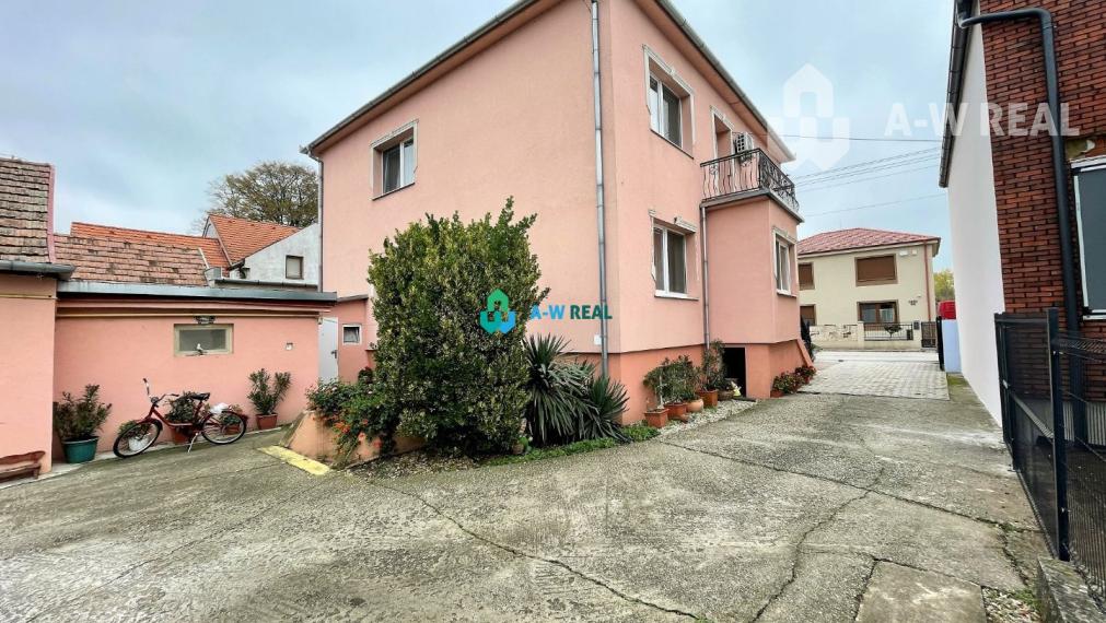 DUNAJSKÁ STREDA – 7-IZBOVÝ RODINNÝ DOM NA PREDAJ BLÍZKO K TERMÁLNEMU KÚPALISKU