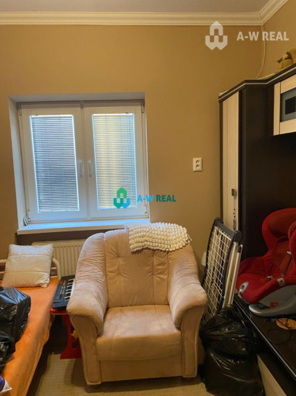 Exkluzívna ponuka - čiastočne  prerobený 4-izbový rodinný dom na predaj v Kútnikoch pri hlavnej ceste 63, 1 km od DS a 47 km od BA