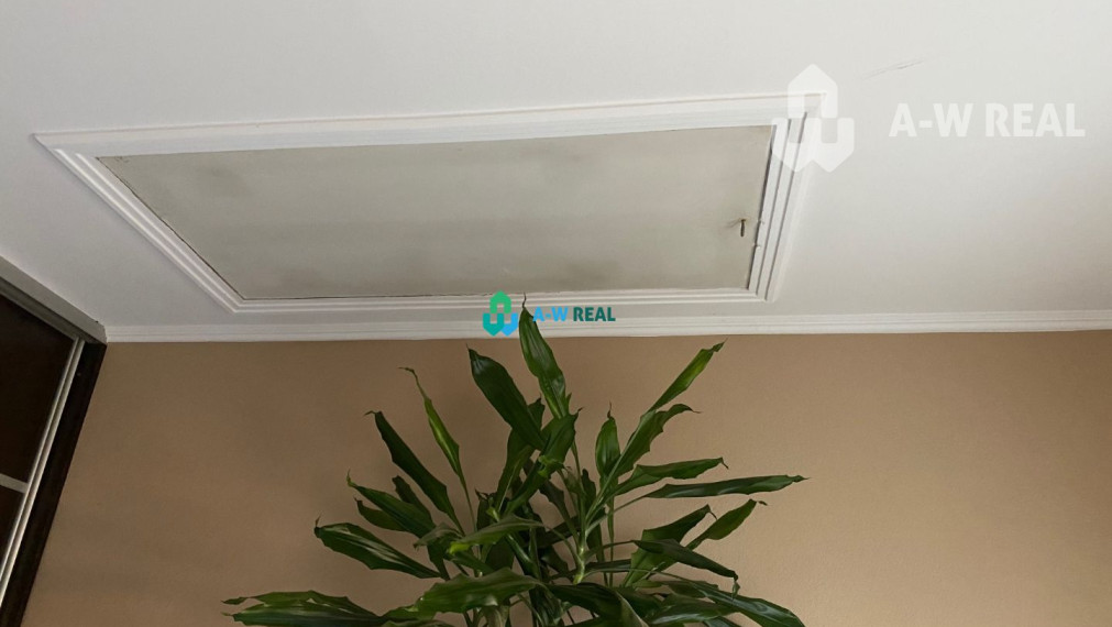 Exkluzívna ponuka - čiastočne  prerobený 4-izbový rodinný dom na predaj v Kútnikoch pri hlavnej ceste 63, 1 km od DS a 47 km od BA