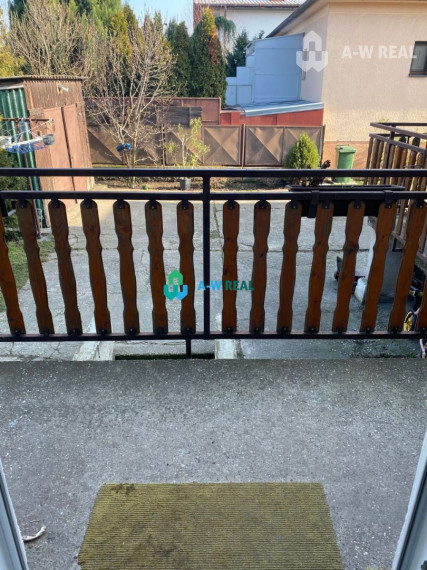 Exkluzívna ponuka - čiastočne  prerobený 4-izbový rodinný dom na predaj v Kútnikoch pri hlavnej ceste 63, 1 km od DS a 47 km od BA