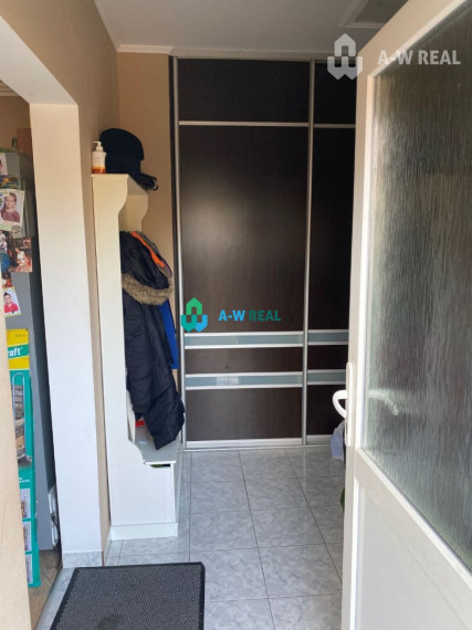 Exkluzívna ponuka - čiastočne  prerobený 4-izbový rodinný dom na predaj v Kútnikoch pri hlavnej ceste 63, 1 km od DS a 47 km od BA