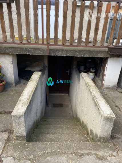 Exkluzívna ponuka - čiastočne  prerobený 4-izbový rodinný dom na predaj v Kútnikoch pri hlavnej ceste 63, 1 km od DS a 47 km od BA