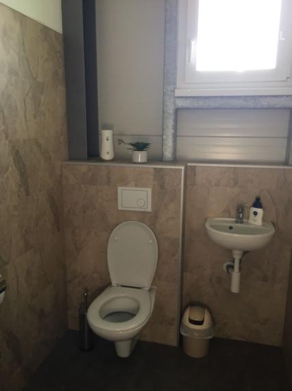 Kancelárský priestor 37,5 m2 na prenájom oproti OD TESCO v Dunajskej Strede od 250 EUR/mesiac!!!!