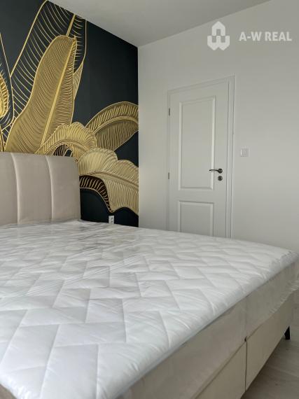 Luxusný byt na prenájom úplne nový kompletne zariadený s garážou.
