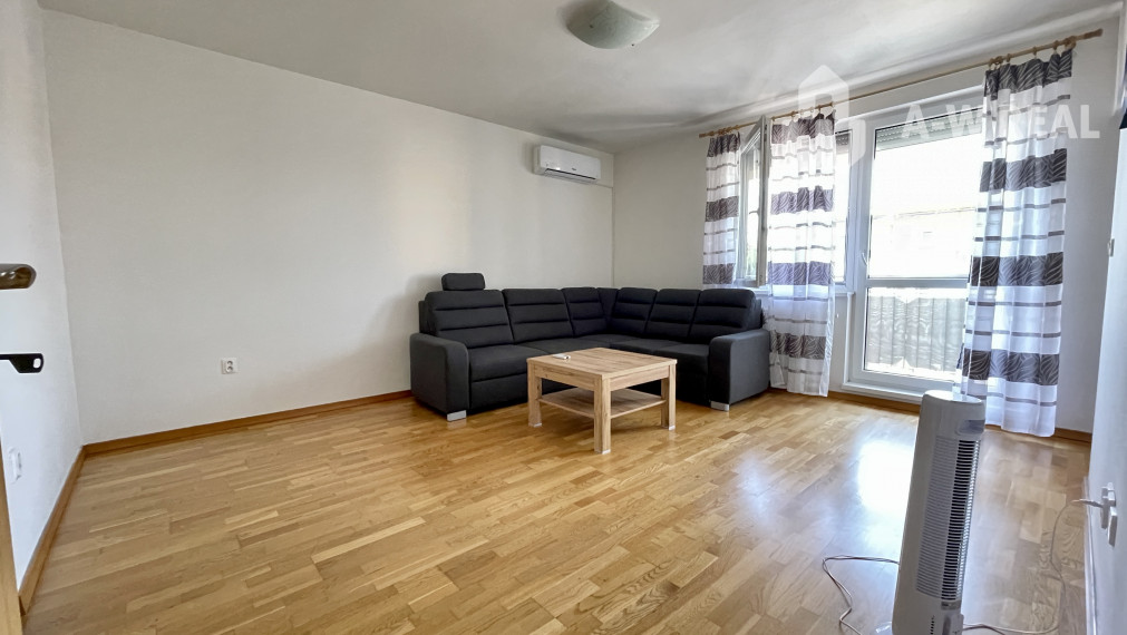 PRIESTRANNÝ 2-IZBOVÝ BYT S BALKÓNOM NA PRENÁJOM V CENTRE MESTA GABČÍKOVA