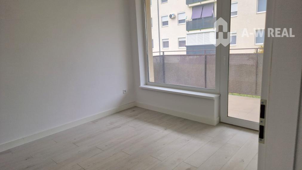 NOVOSTAVBA! Krásny, moderný a priestranný 3-izbový byt s veľkou logiou na predaj v Dunajskej Strede