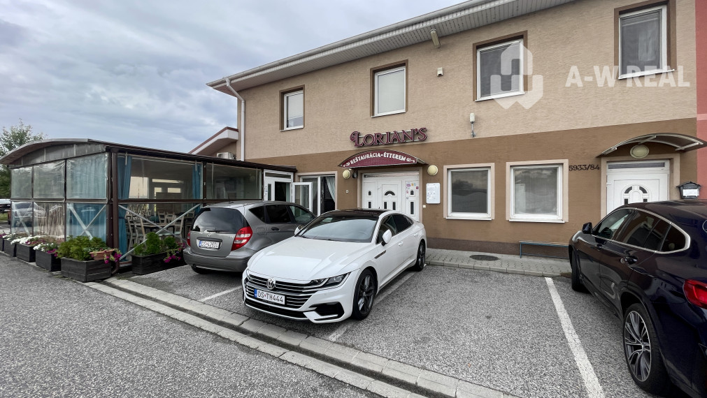 KOMPLETNE ZARIADENÁ REŠTAURÁCIA S BYTOVOU JEDNOTKOU NA PREDAJ V DUNAJSKEJ STREDE