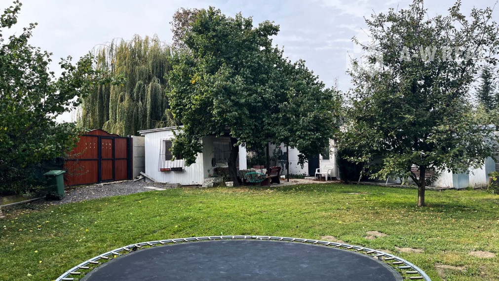 Nádherný Pozemok v obci Jahodná.