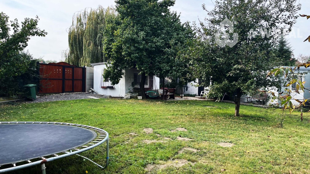 Nádherný Pozemok v obci Jahodná.