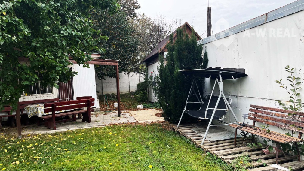 Nádherný Pozemok v obci Jahodná.