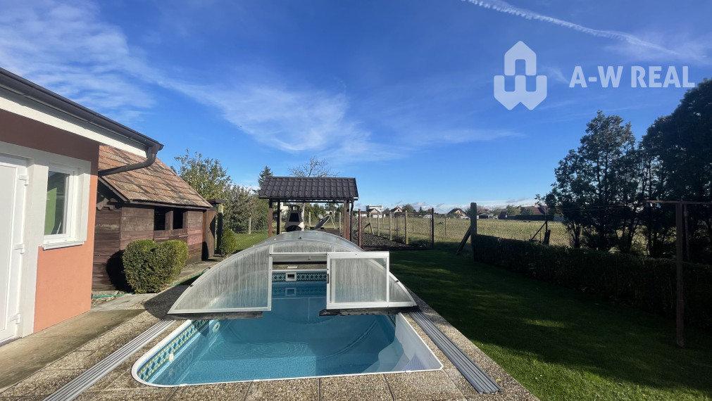 KRÁSNY POSCHODOVÝ DOM NA PREDAJ V OBCI OĽDZA