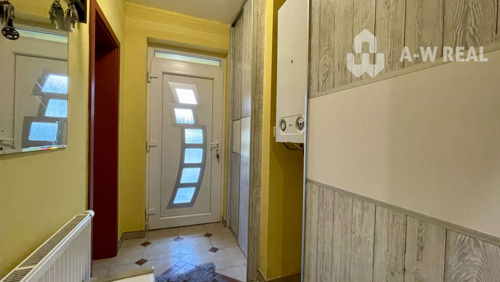 VKUSNÝ 4-IZBOVÝ RODINNÝ DOM S GARÁŽOU NA PREDAJ V OBCI TOPOĽNÍKY