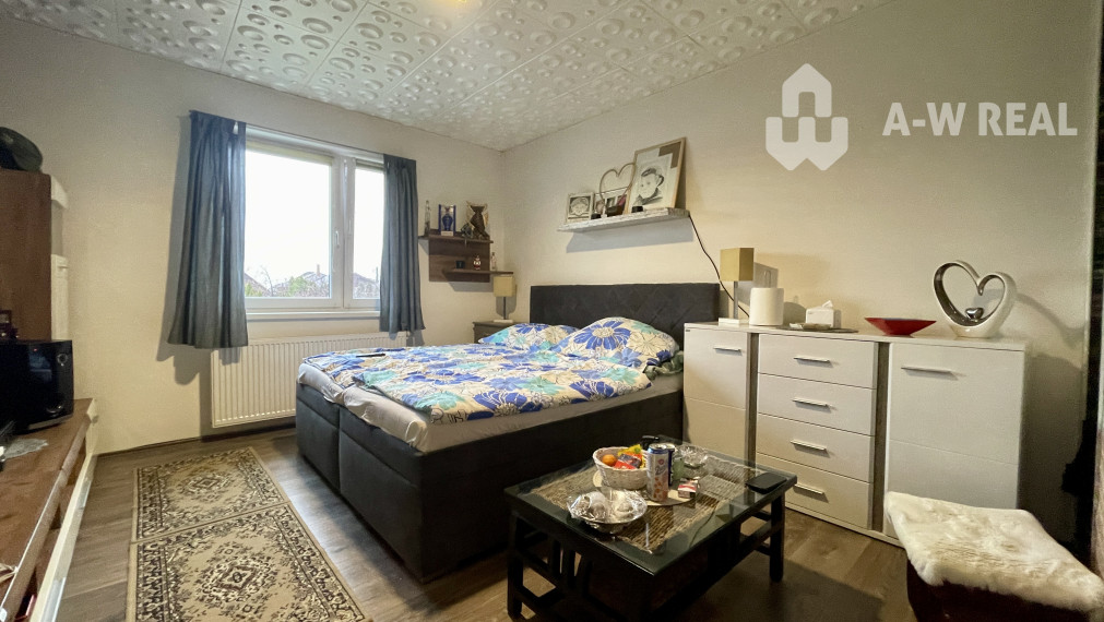 VKUSNÝ 4-IZBOVÝ RODINNÝ DOM S GARÁŽOU NA PREDAJ V OBCI TOPOĽNÍKY