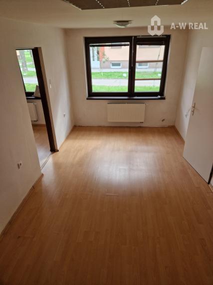 ZNÍŽENÁ CENA! Viacúčelová budova na predaj v Dunajskej Strede