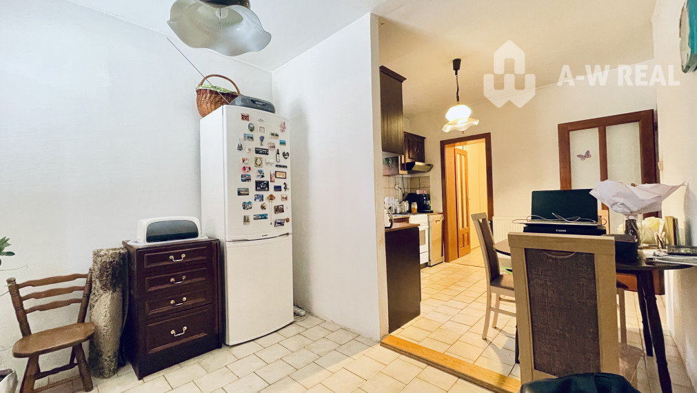 VKUSNÝ 4-IZBOVÝ RODINNÝ DOM S GARÁŽOU NA PREDAJ V OBCI TOPOĽNÍKY