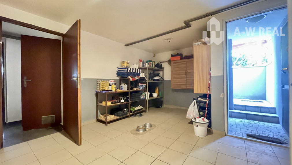 VKUSNÝ 4-IZBOVÝ RODINNÝ DOM S GARÁŽOU NA PREDAJ V OBCI TOPOĽNÍKY