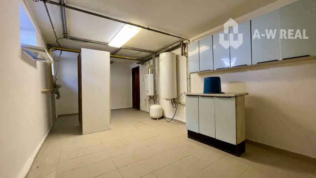 VKUSNÝ 4-IZBOVÝ RODINNÝ DOM S GARÁŽOU NA PREDAJ V OBCI TOPOĽNÍKY