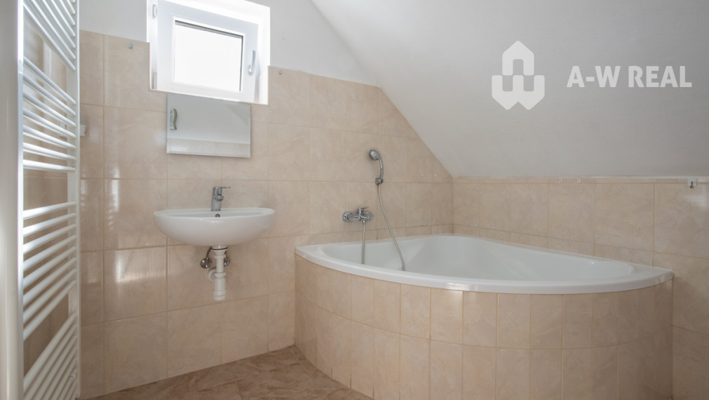 Znížená cena za 4 izbový rodinný dom v obci Jahodná