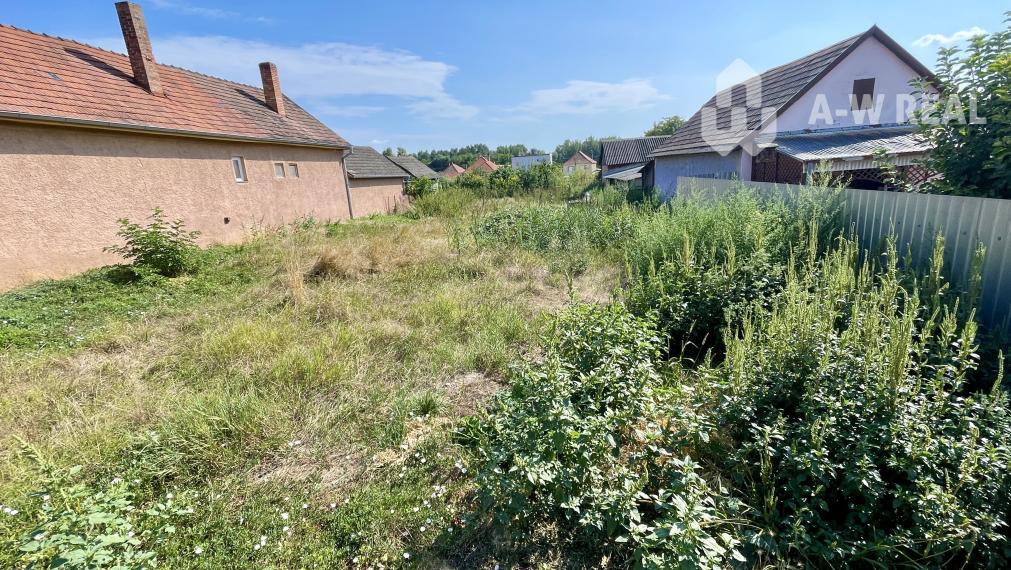 ČILIŽSKÁ RADVAŇ – POZEMOK NA PREDAJ V CENTRE DEDINY