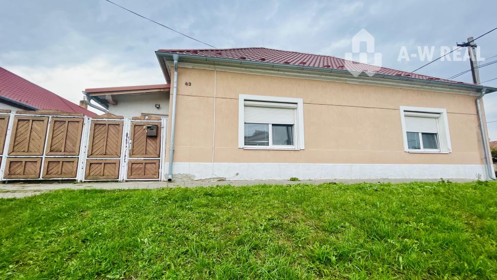 ZNÍŽENÁ CENA!!! Apartmánový dom na predaj vo Veľkom Mederi