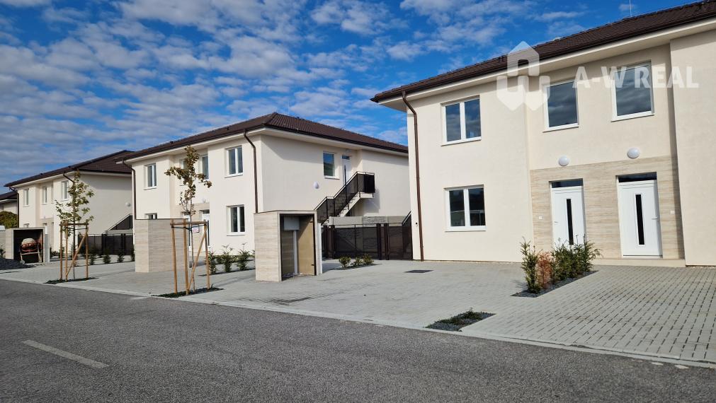 NOVOSTAVBA!Nízkoenergetický 3- izbový byt so záhradkou