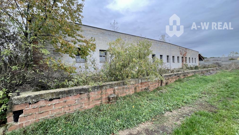 Čenkovce - skladové - prevádzkové priestory na predaj za cenu pozemku