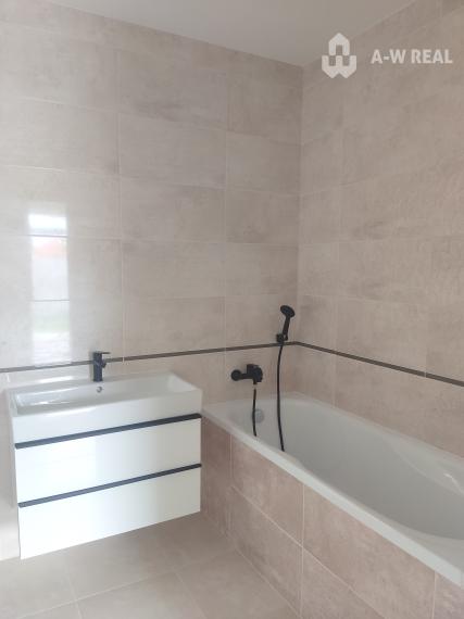 Ponúkam Vám na predaj 4izbový rodinný dom v obci Horná Potôň!