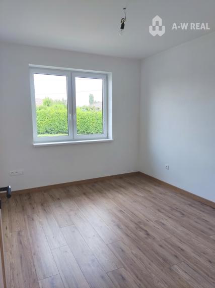 Ponúkam Vám na predaj 4izbový rodinný dom v obci Horná Potôň!