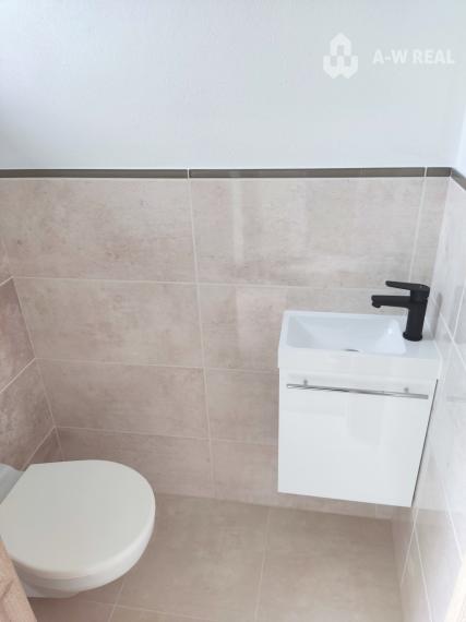 Ponúkam Vám na predaj 4izbový rodinný dom v obci Horná Potôň!