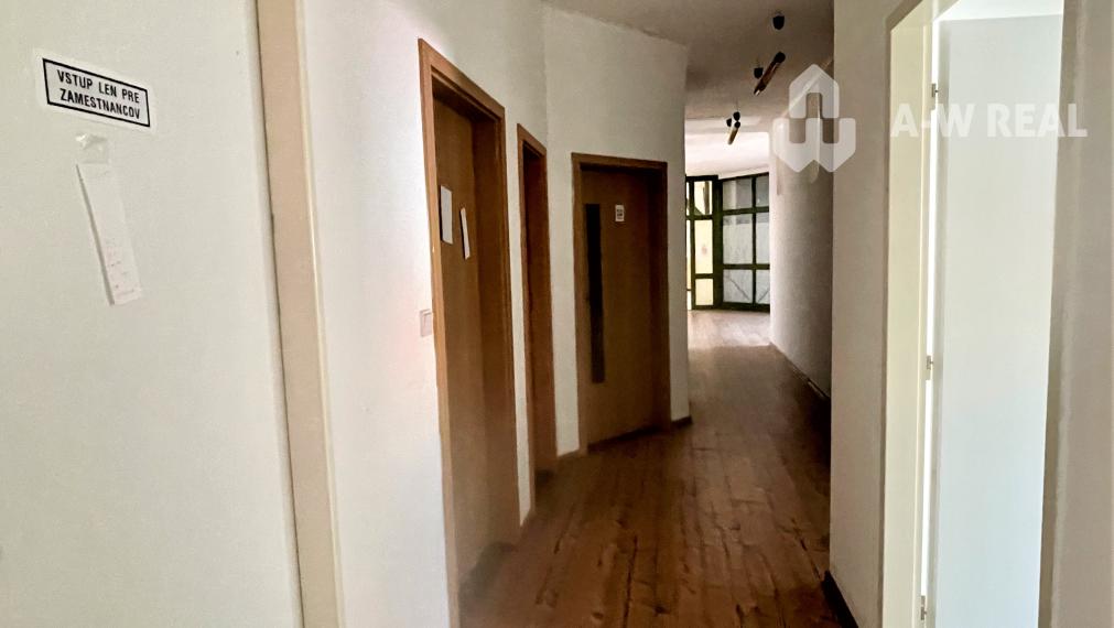 Kancelárske priestory na prenájom v centre Dunajskej Stredy