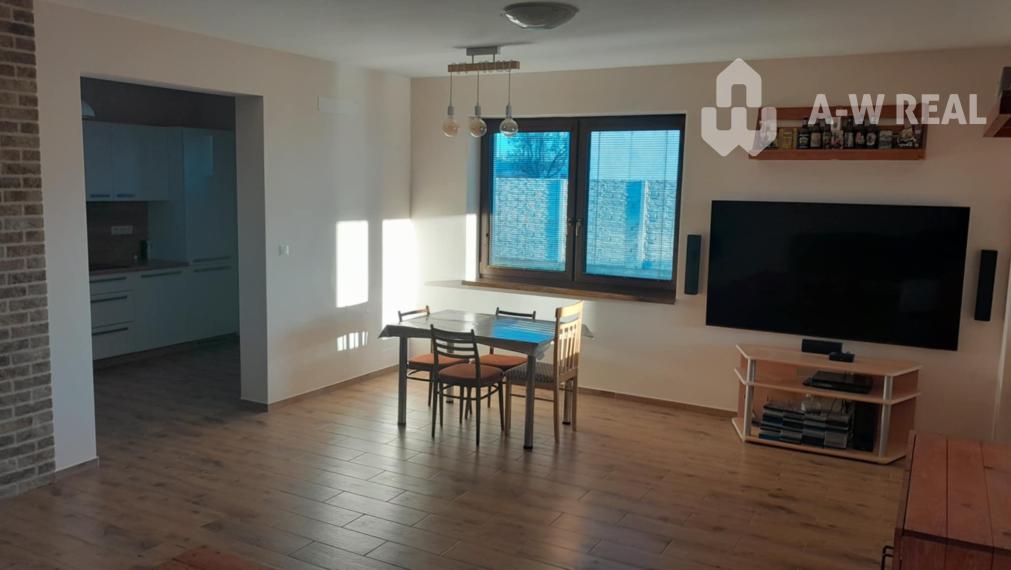 Novostavba rodinného domu blízko R7.