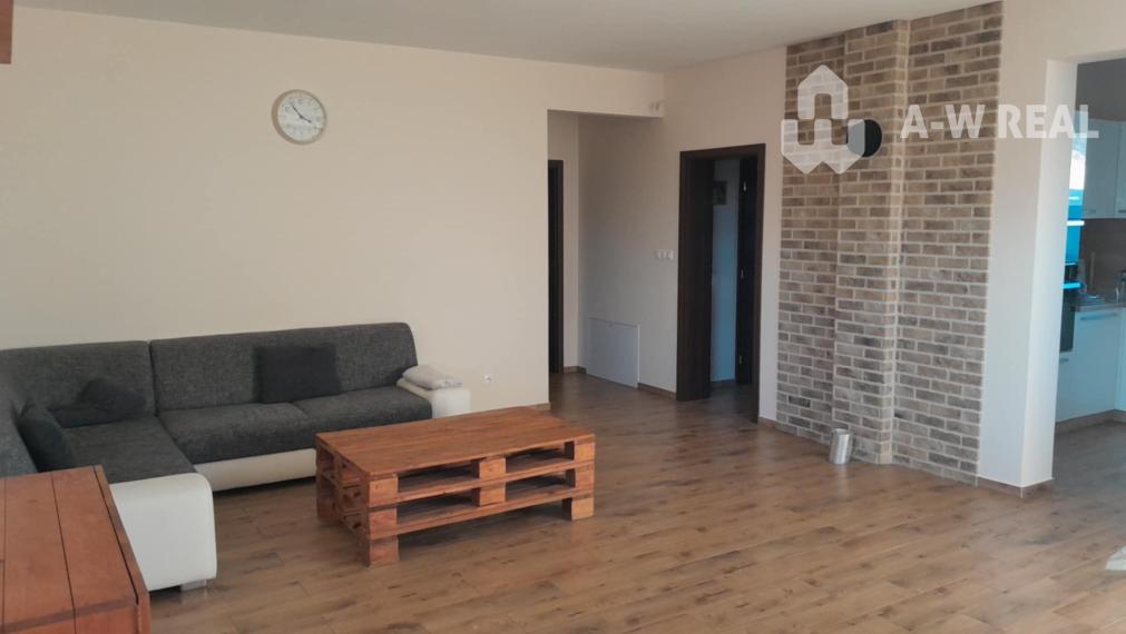 Novostavba rodinného domu blízko R7.