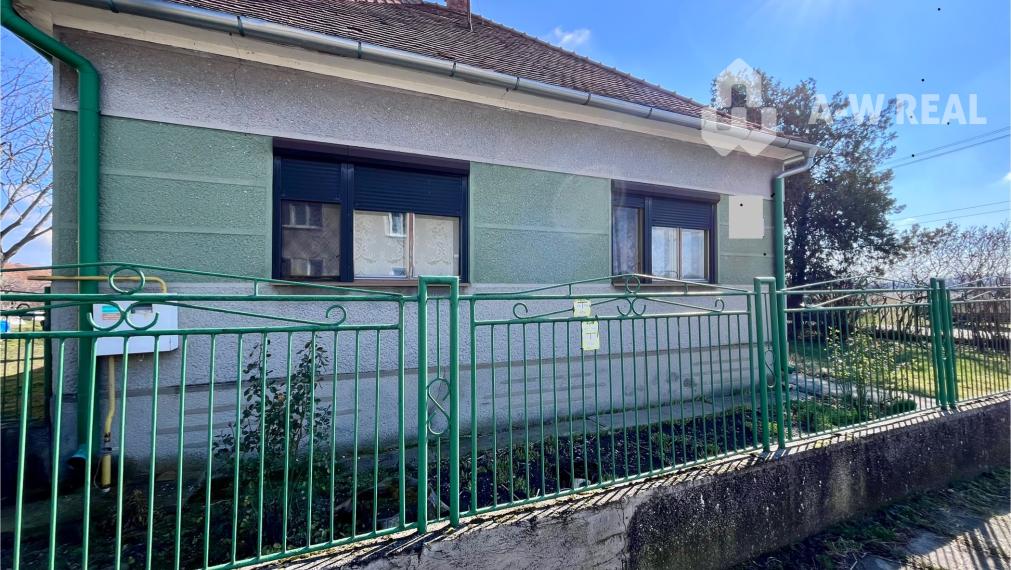 SOKOLCE-3 izbový RD na predaj na veľkom pozemku