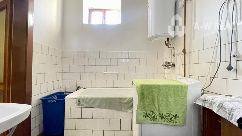 TOPOĽNÍKY – 4-IZBOVÝ RODINNÝ DOM NA PREDAJ NA 14 ÁROVOM POZEMKU