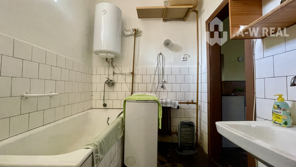 TOPOĽNÍKY – 4-IZBOVÝ RODINNÝ DOM NA PREDAJ NA 14 ÁROVOM POZEMKU