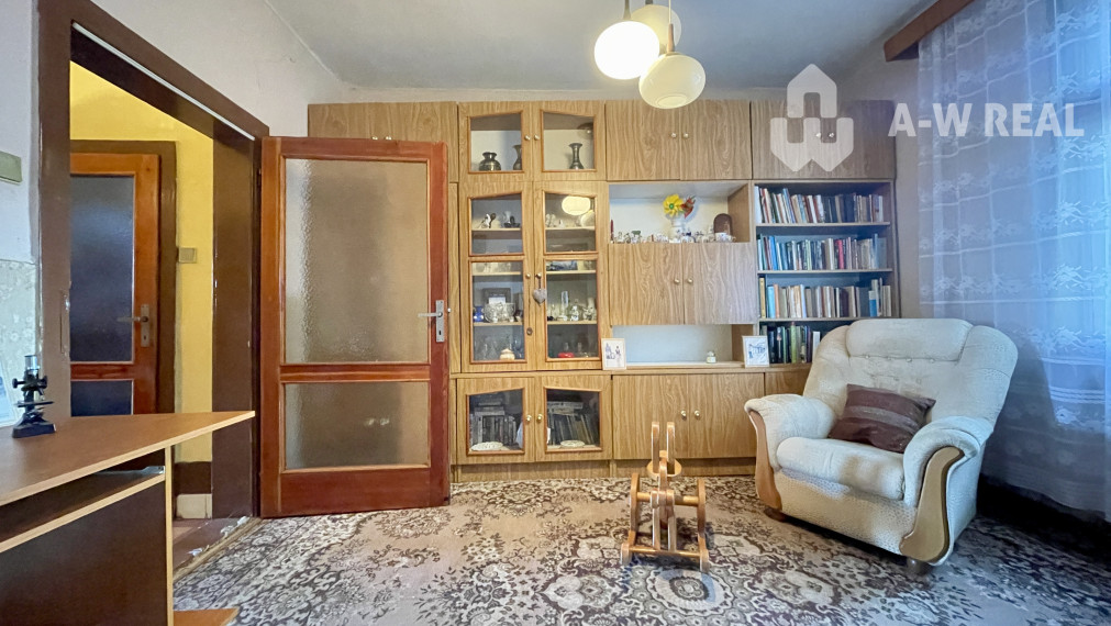 TOPOĽNÍKY – 4-IZBOVÝ RODINNÝ DOM NA PREDAJ NA 14 ÁROVOM POZEMKU