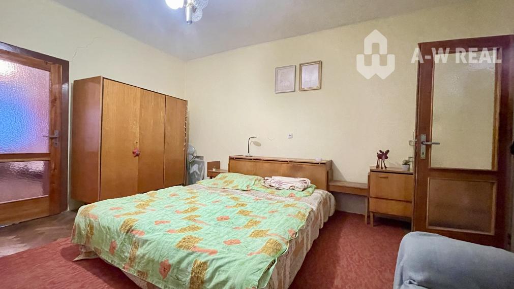 TOPOĽNÍKY – 4-IZBOVÝ RODINNÝ DOM NA PREDAJ NA 14 ÁROVOM POZEMKU