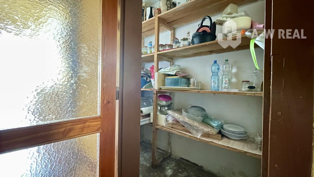 TOPOĽNÍKY – 4-IZBOVÝ RODINNÝ DOM NA PREDAJ NA 14 ÁROVOM POZEMKU