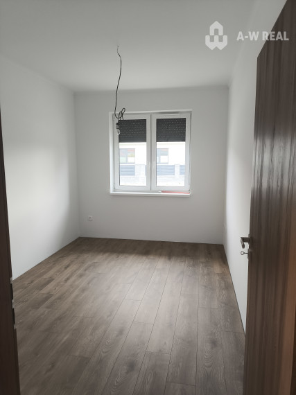 4 izbový rodinný dom (dvojdom) v obci Veľké Blahovo