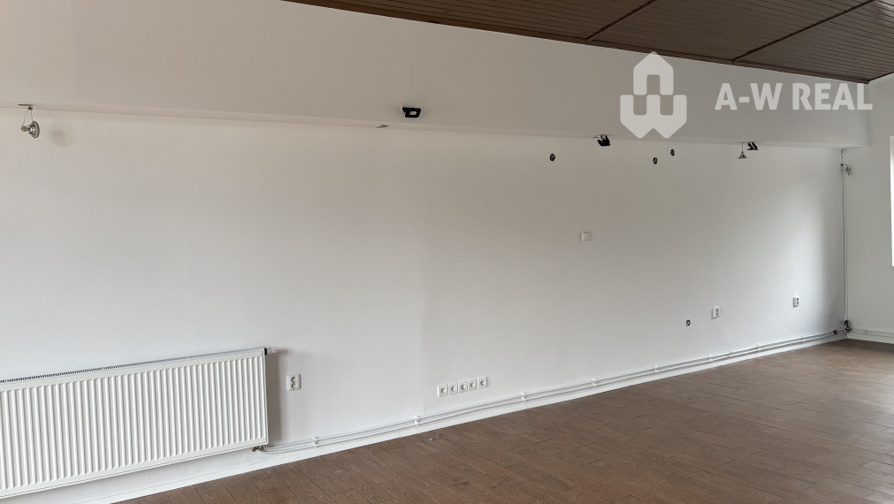 Prenájom nebytového priestoru na podnikateľské účely v CENTRE Dunajskej Stredy, úž. plocha 63 m2