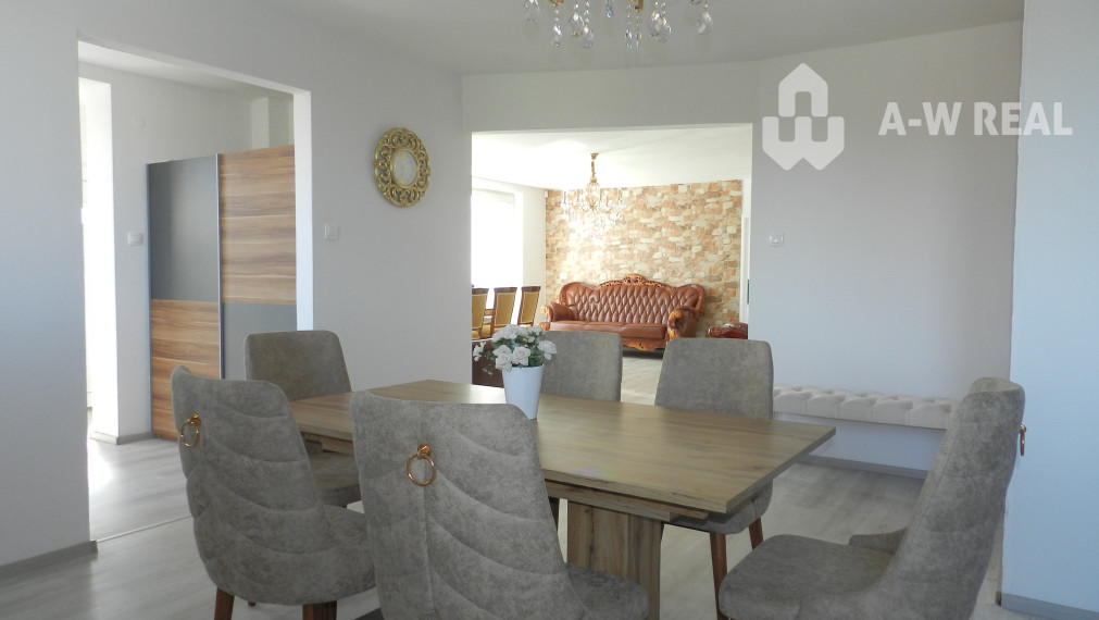 Znížená cena!Na predaj priestranný trojgeneračný dom vo Veľkom Blahove