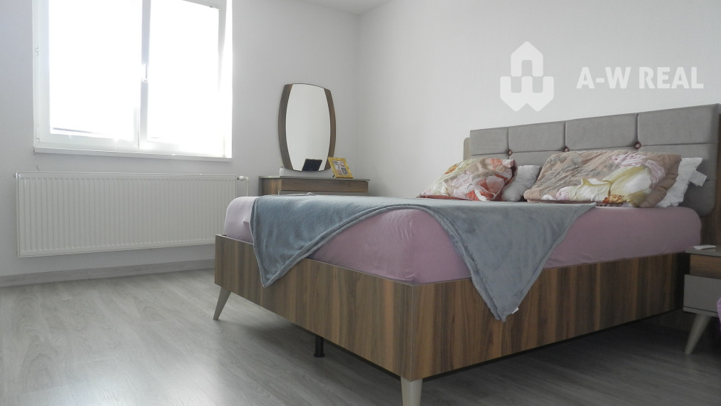 Znížená cena!Na predaj priestranný trojgeneračný dom vo Veľkom Blahove